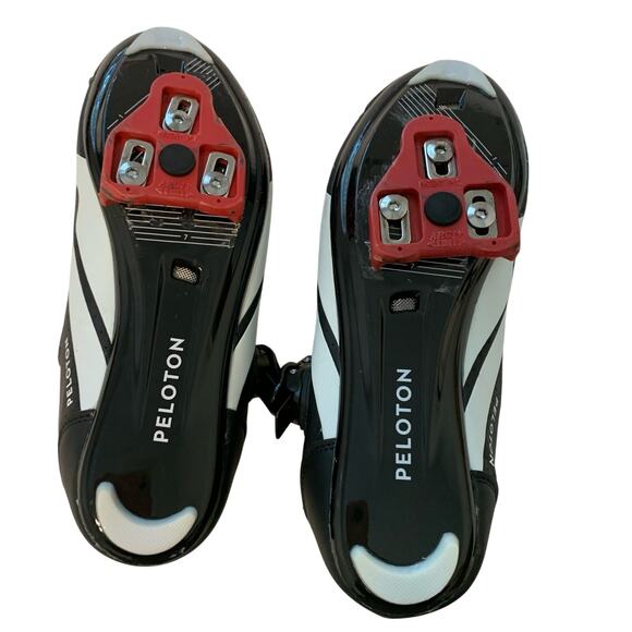 Peloton Clip In Cycling Shoes - Picture 5 of 5